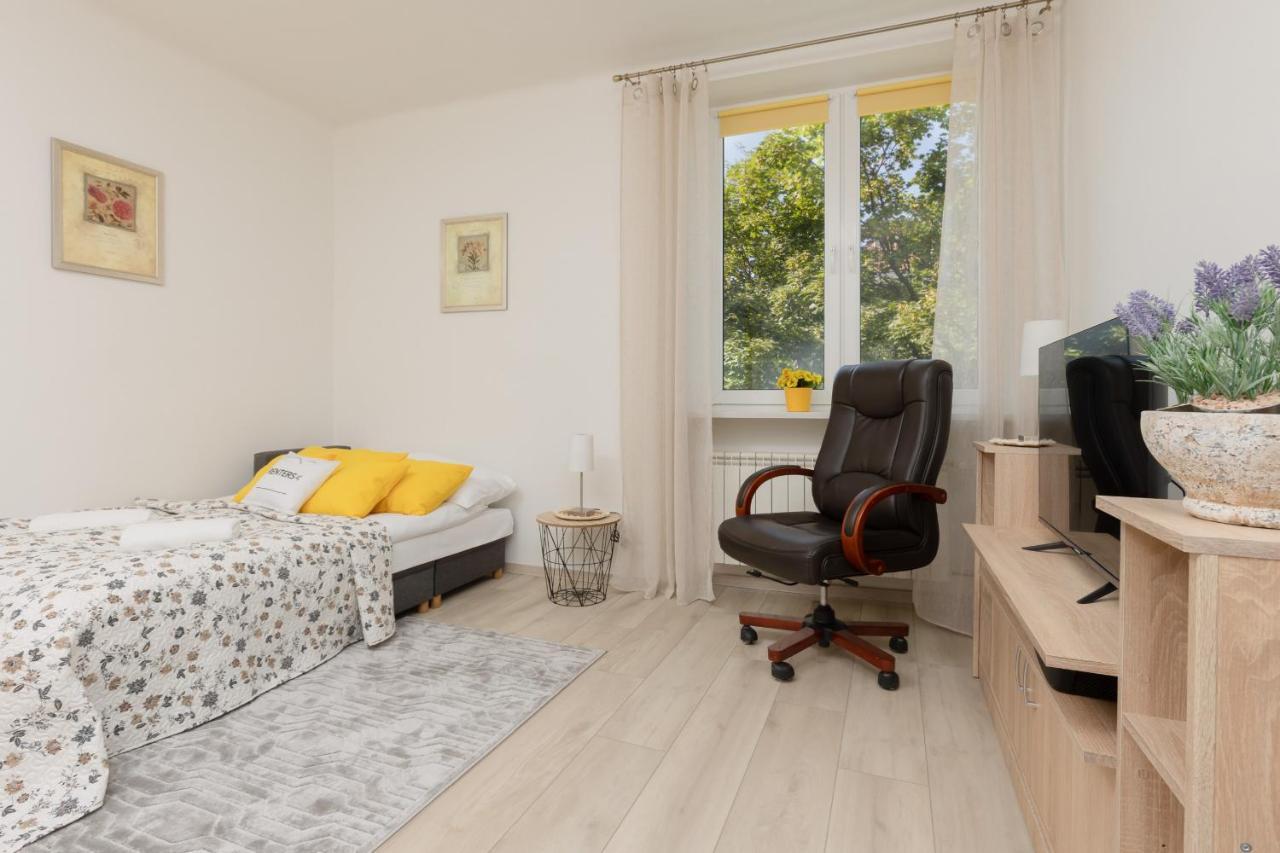 Raclawicka Cozy Studio Apartment By Noclegi Renters ワルシャワ エクステリア 写真